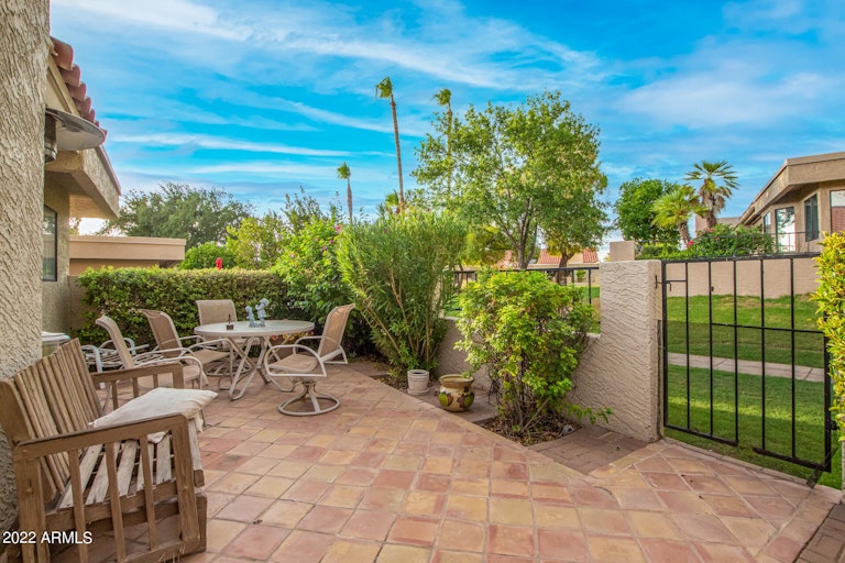 Photo 31 of 32 - 10424 E Cinnabar Ave, Scottsdale, AZ 85258