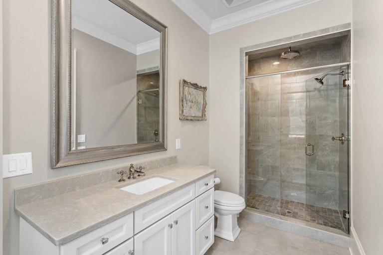 Photo 23 of 77 - 4268 Woodland Brook Dr SE, Atlanta, GA 30339