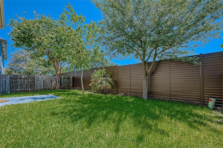 Photo 41 of 42 - 8706 Fondren Village Dr, Houston, TX 77071