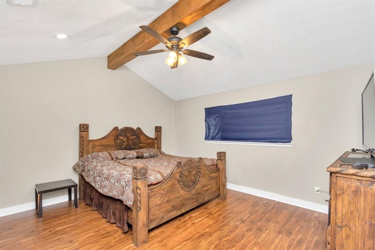Photo 23 of 28 - 17550 S Compass Rose Cir, Crosby, TX 77532