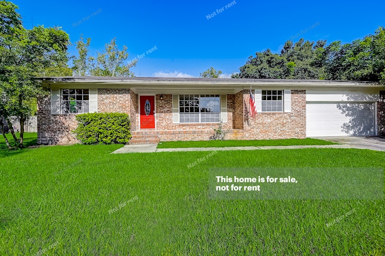 Photo 10 of 35 - 2590 Aquarius Rd, Orange Park, FL 32073