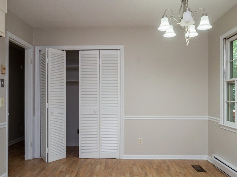 Photo 8 of 18 - 1020 Trollingwood Ln, Raleigh, NC 27615