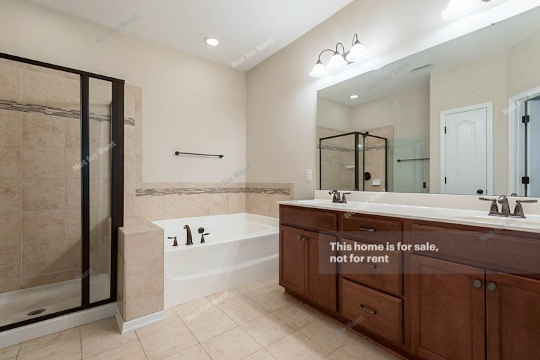 Photo 4 of 19 - 134 S Camellia St, Chapel Hill, NC 27516