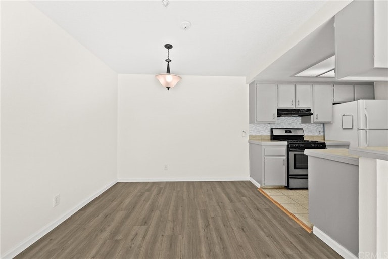 Photo 14 of 32 - 1420 S Primrose Ave Unit C, Monrovia, CA 91016