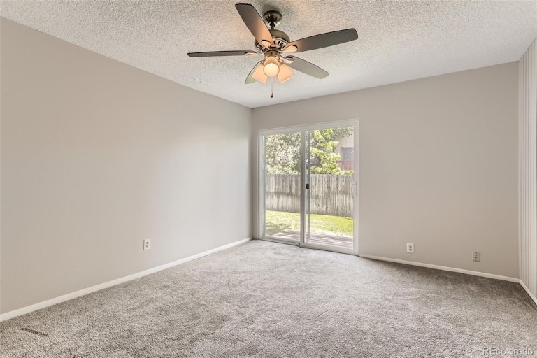 Photo 14 of 35 - 12379 E Bates Cir, Aurora, CO 80014