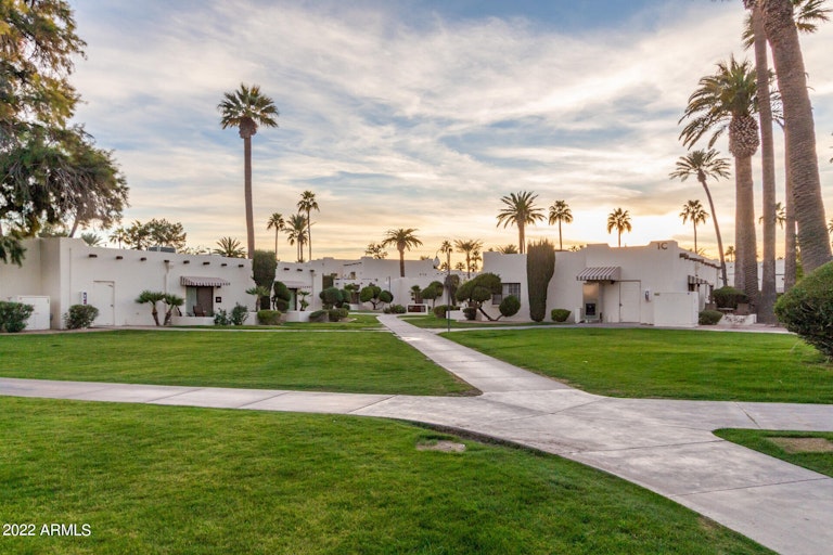 Photo 57 of 79 - 117 E Fairway Cir, Litchfield Park, AZ 85340