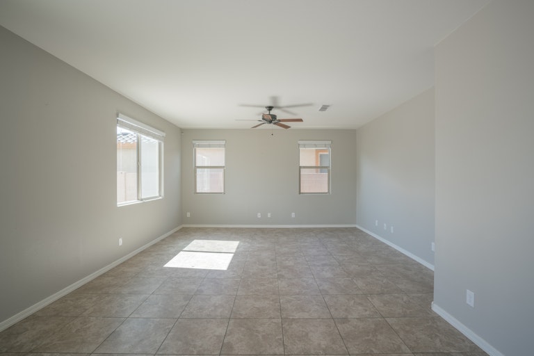 Photo 8 of 33 - 11705 W Maui Ln, El Mirage, AZ 85335