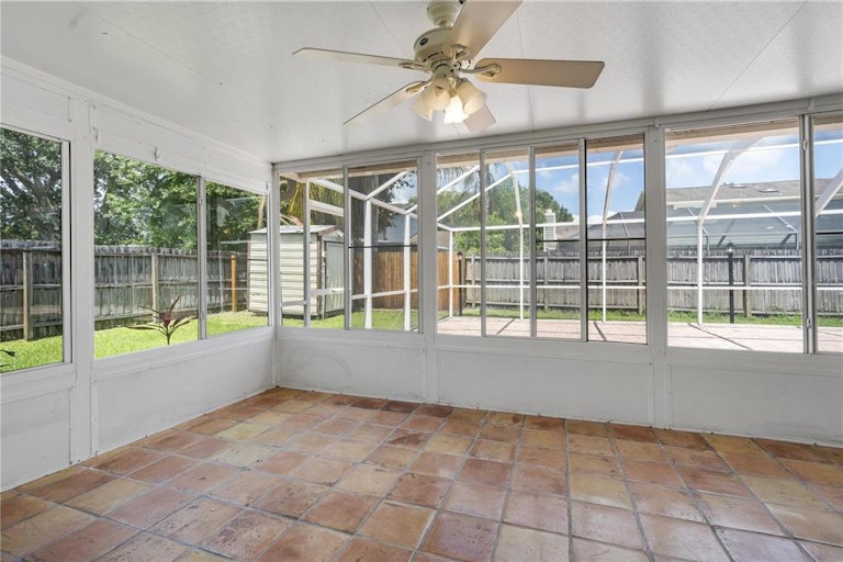 Photo 38 of 50 - 15701 Pinto Pl, Tampa, FL 33624