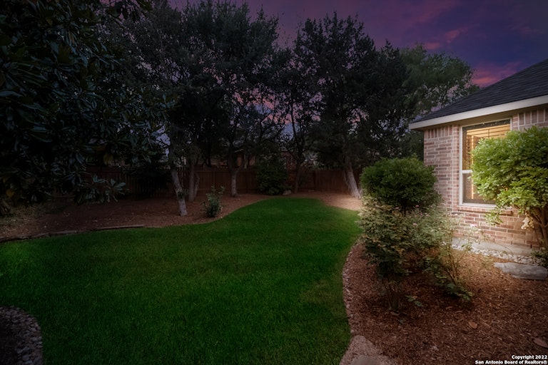 Photo 31 of 35 - 3519 Crest Noche Dr, San Antonio, TX 78261