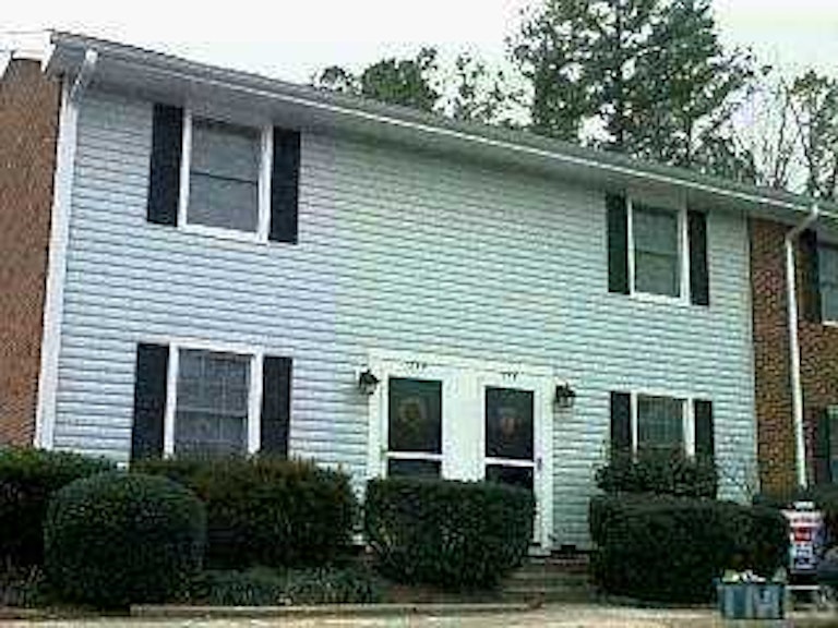 Photo 1 of 1 - 1244 Donaldson Ct, Cary, NC 27511