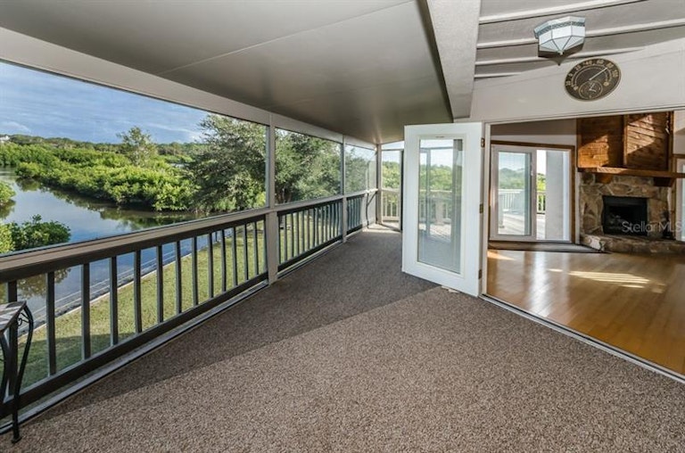 Photo 10 of 23 - 8109 Bay Dr, Tampa, FL 33635