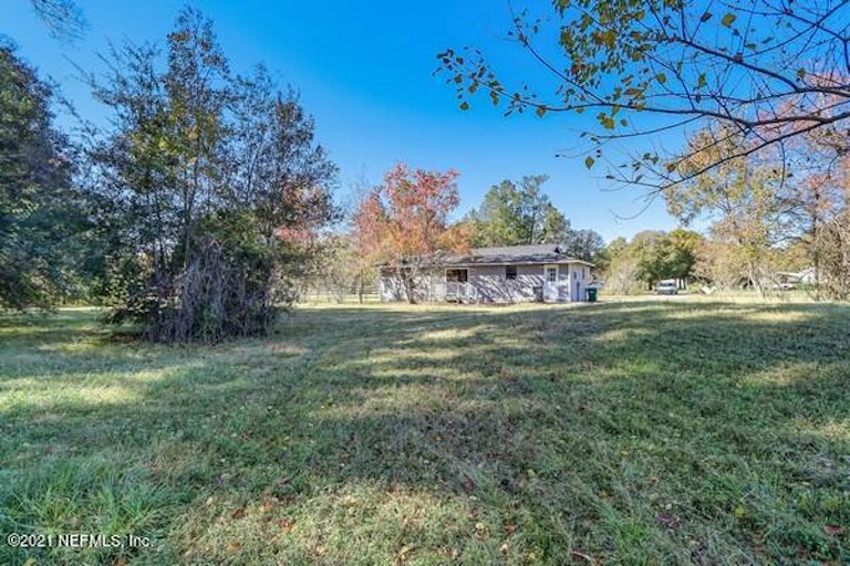 Photo 34 of 36 - 44018 Swallowfork Ave, Callahan, FL 32011