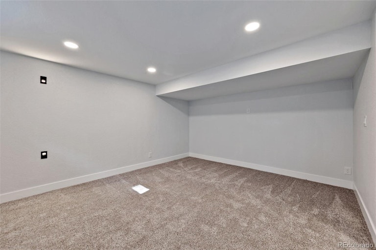 Photo 31 of 38 - 4459 S Xavier St, Denver, CO 80236