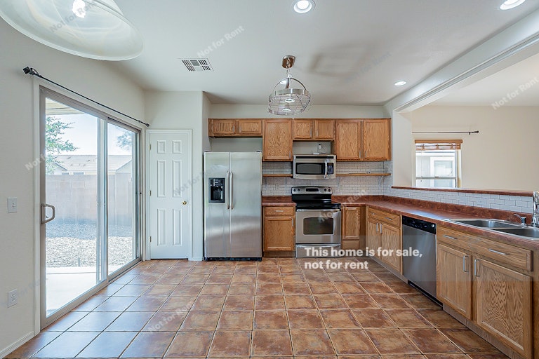 Photo 6 of 29 - 11344 W Harvester Dr, Marana, AZ 85653