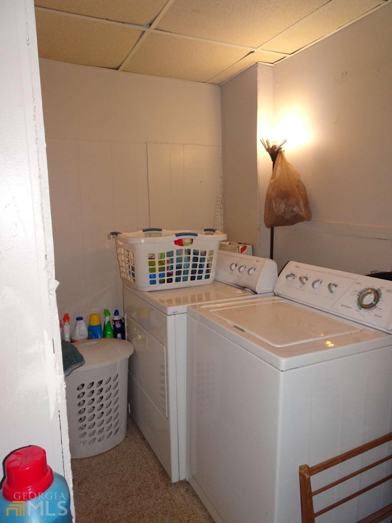 Photo 18 of 28 - 3726 Sterling Ridge Ct, Decatur, GA 30032