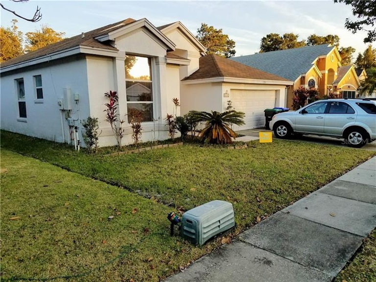 Photo 2 of 25 - 2705 Burwood Ave, Orlando, FL 32837