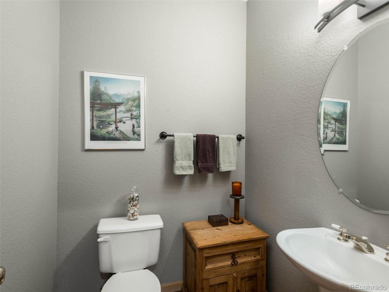 Photo 28 of 40 - 10228 Tomichi Dr, Franktown, CO 80116