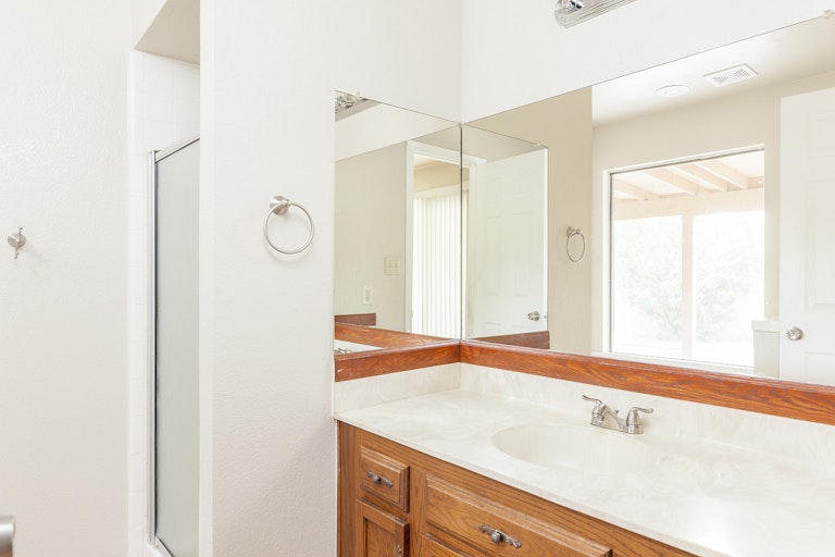 Photo 15 of 23 - 6833 S Alder Dr, Tempe, AZ 85283