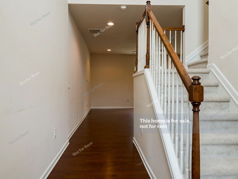 Photo 12 of 33 - 222 Lynchwick Ln, Durham, NC 27703