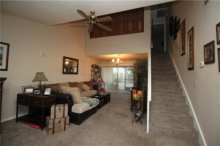 Photo 2 of 14 - 925 Fenton Ln #18, Lakeland, FL 33809