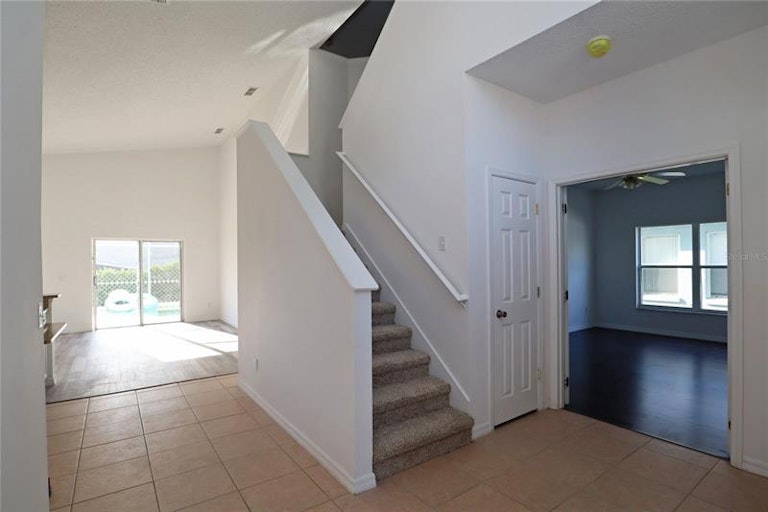 Photo 18 of 28 - 228 Castlemain Cir, Davenport, FL 33897