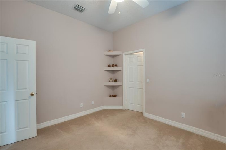 Photo 27 of 33 - 5851 Effie Dr, Apopka, FL 32712