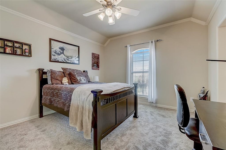 Photo 22 of 40 - 5712 Arrow Point Dr, Plano, TX 75093