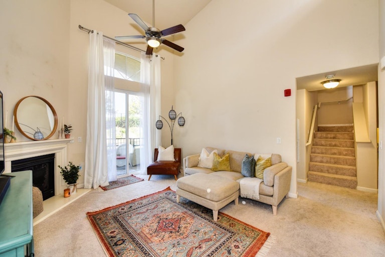 Photo 21 of 40 - 1000 Moon Cir #1026, Folsom, CA 95630