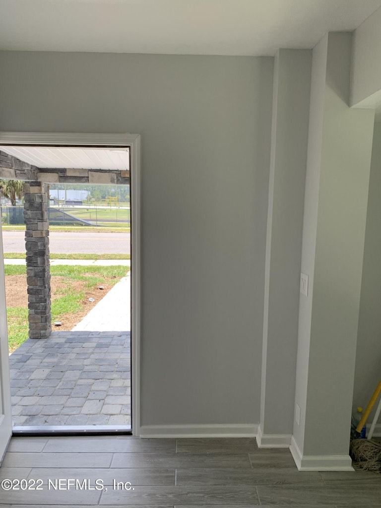 Photo 4 of 40 - 1821 Melson Ave, Jacksonville, FL 32254