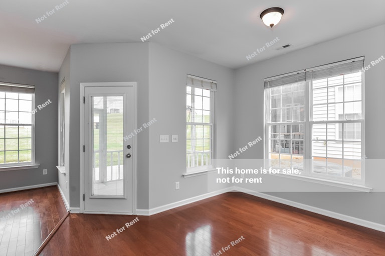 Photo 8 of 26 - 604 Woodson Dr, Clayton, NC 27527