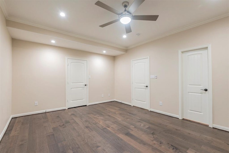 Photo 19 of 33 - 4165 Doyle Ln, Lancaster, TX 75134