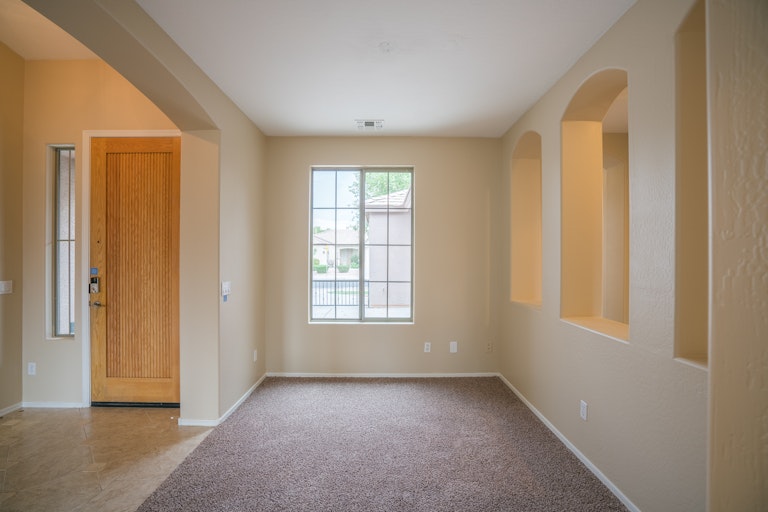 Photo 5 of 32 - 15637 W Yucatan Dr, Surprise, AZ 85379