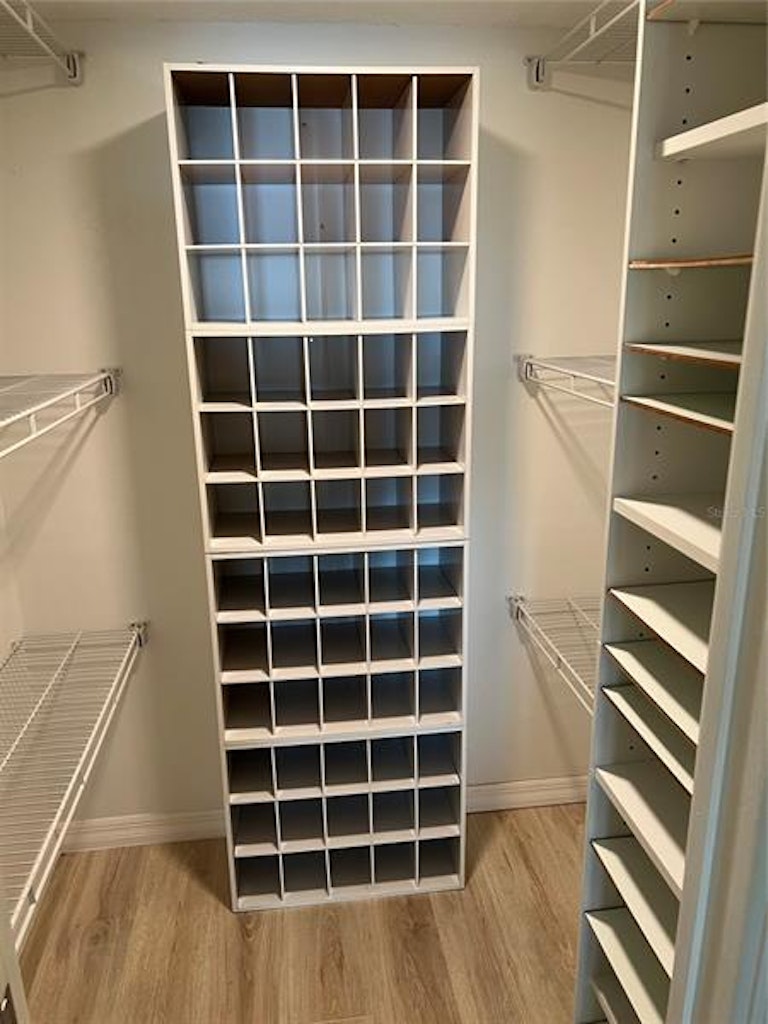 Photo 37 of 76 - 4575 Cove Cir #1204, Saint Petersburg, FL 33708