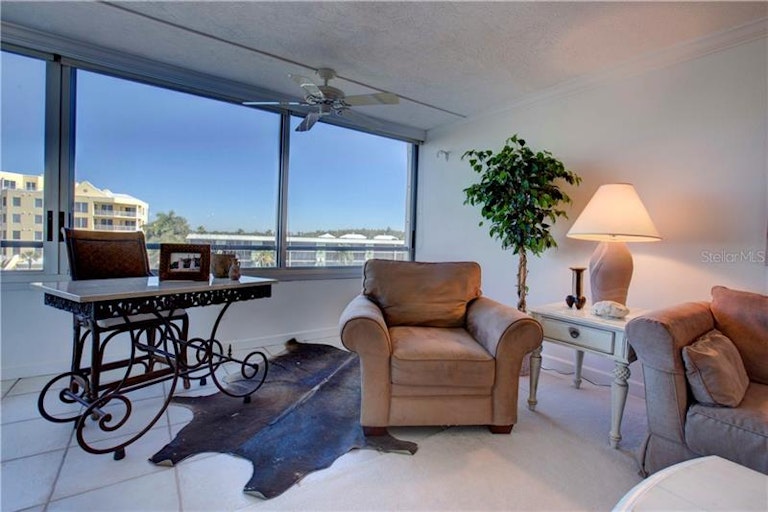 Photo 5 of 22 - 9150 Blind Pass Rd #404, Sarasota, FL 34242