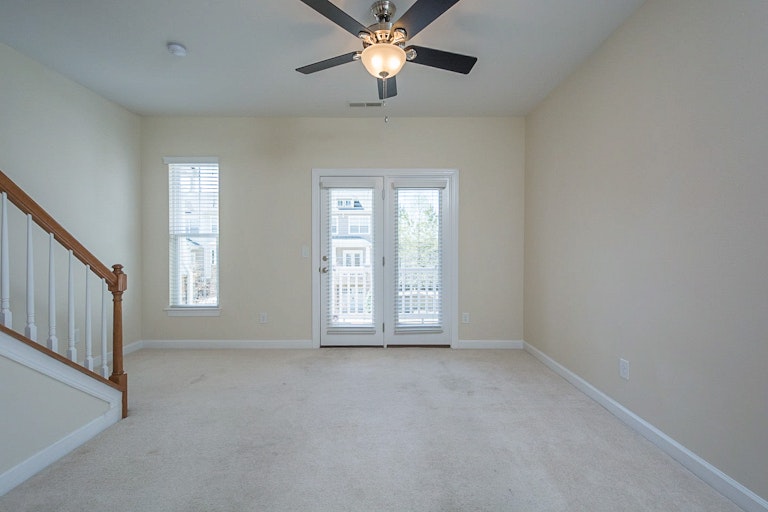 Photo 6 of 19 - 8016 Sycamore Hill Ln, Raleigh, NC 27612