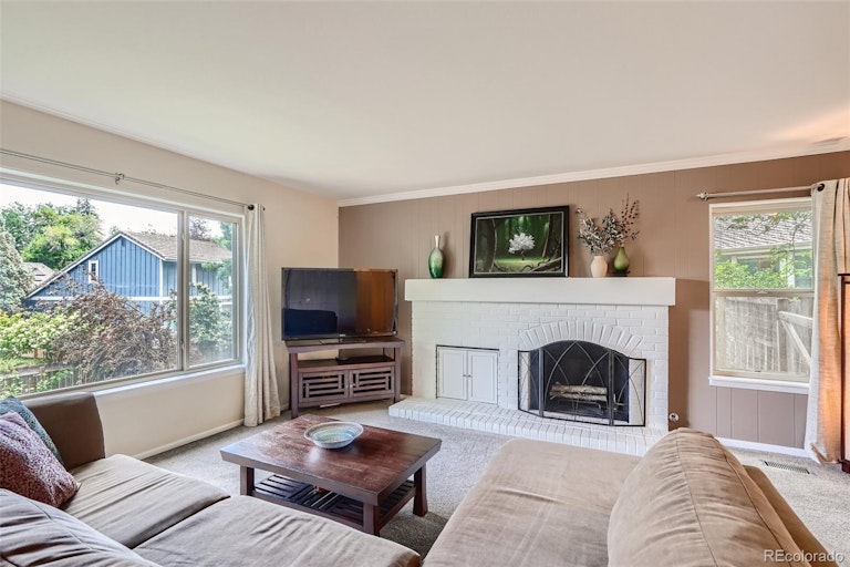 Photo 8 of 26 - 8020 Flower Ct, Arvada, CO 80005