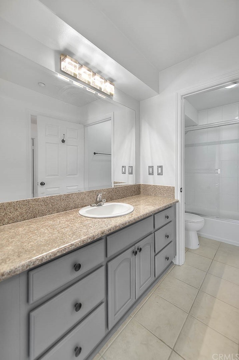 Photo 32 of 57 - 3711 Baldwin St #708, Los Angeles, CA 90031