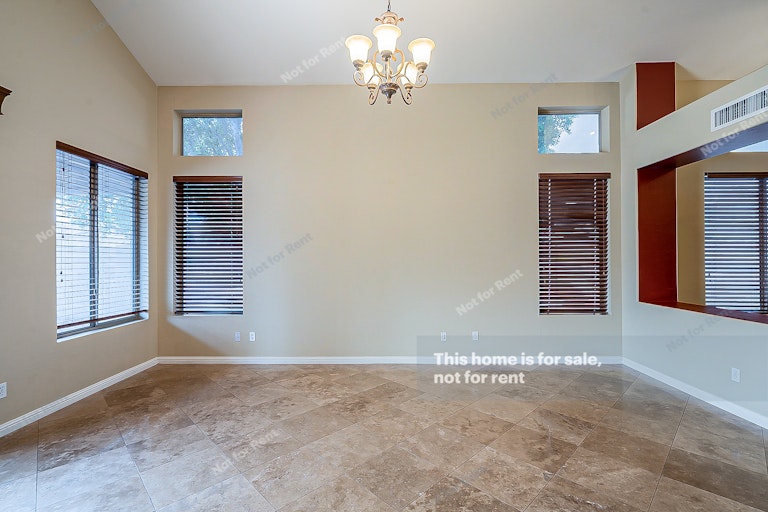 Photo 5 of 30 - 6162 W Wikieup Ln, Glendale, AZ 85308