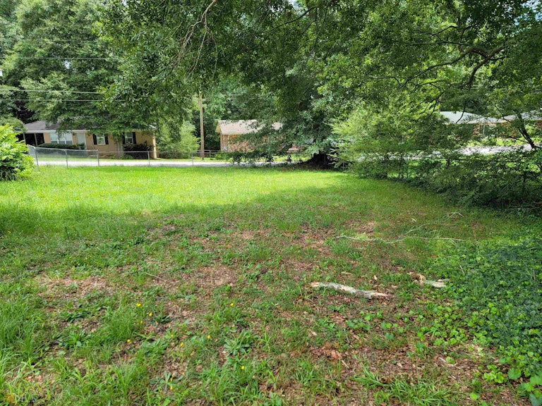 Photo 4 of 20 - 1028 Mountain View Rd NW, Conyers, GA 30012