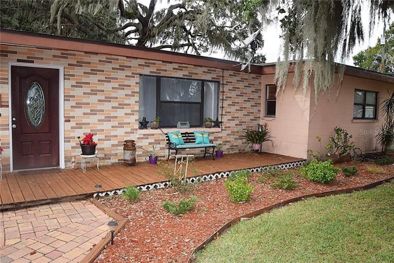 Photo 3 of 24 - 2503 16th Ave E, Palmetto, FL 34221