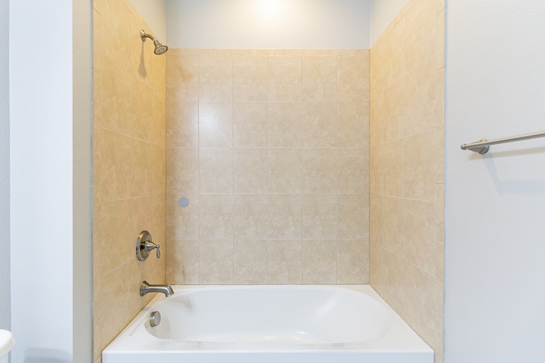Photo 17 of 20 - 190 Windflower Way, Oviedo, FL 32765