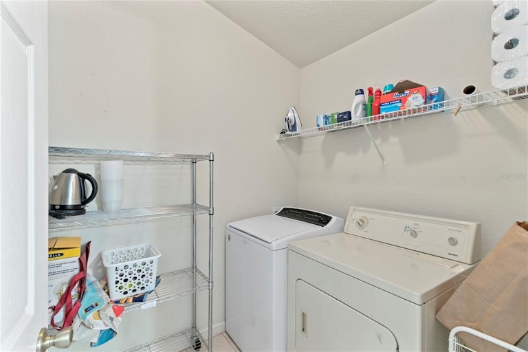 Photo 25 of 29 - 2804 Maguire Dr, Kissimmee, FL 34741