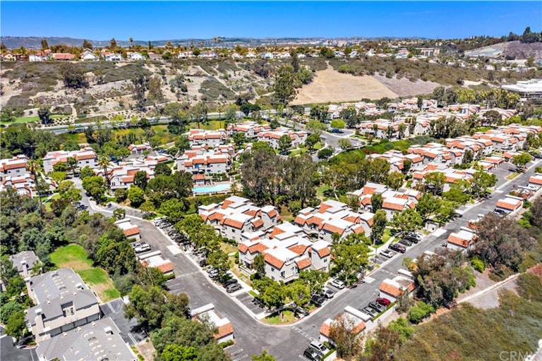 Photo 36 of 40 - 25961 Montemar #71, Laguna Niguel, CA 92677