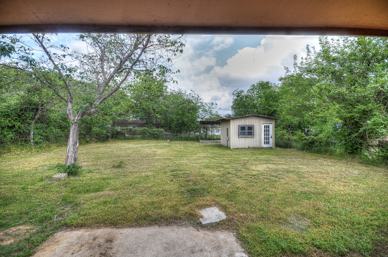 Photo 22 of 24 - 4205 Brambleton Pl, Forest Hill, TX 76119