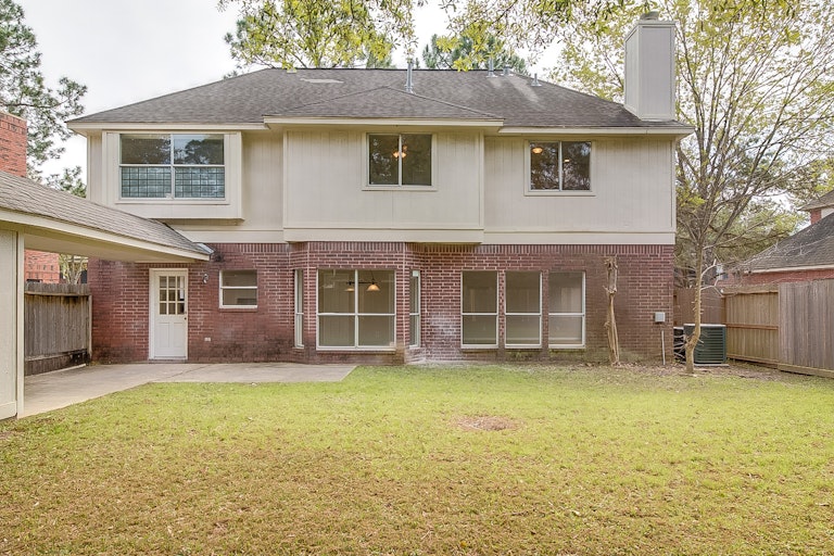 Photo 19 of 20 - 15122 Chetland Place Dr, Houston, TX 77095