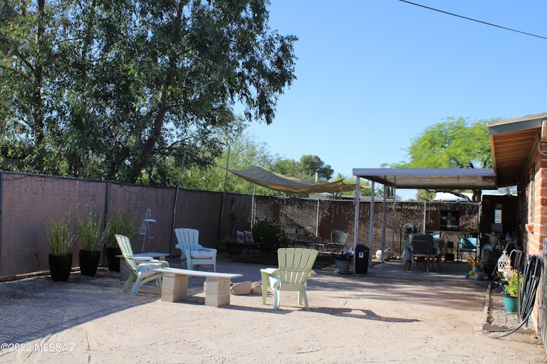 Photo 5 of 36 - 8011 E Julia St, Tucson, AZ 85710