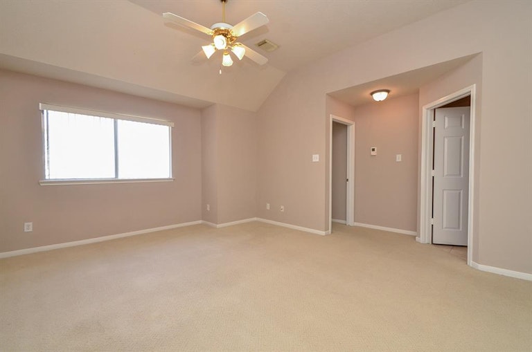 Photo 28 of 34 - 14810 Winterfair Dr, Houston, TX 77082