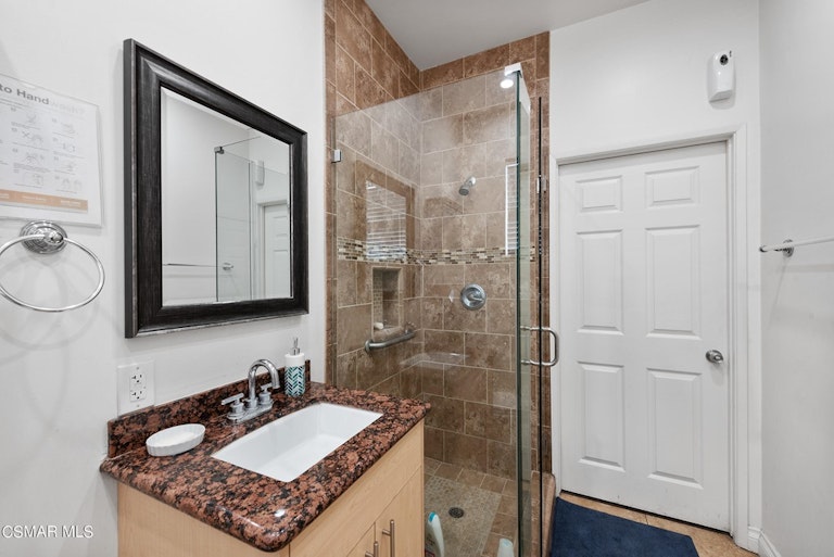 Photo 27 of 54 - 982 E Janss Rd, Thousand Oaks, CA 91360
