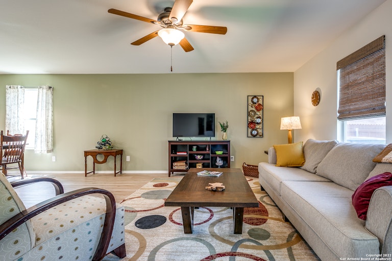 Photo 9 of 25 - 3630 Crimson Star, San Antonio, TX 78261
