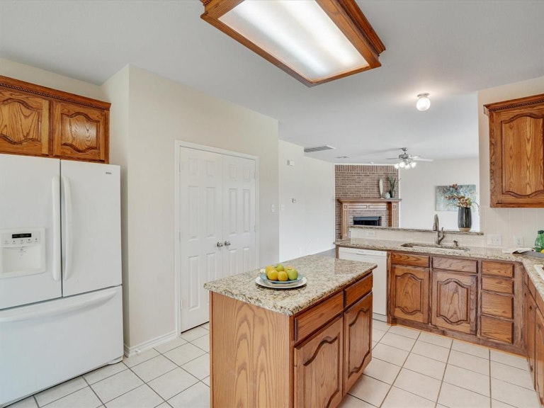 Photo 20 of 36 - 3720 Neptune Cir, Frisco, TX 75033
